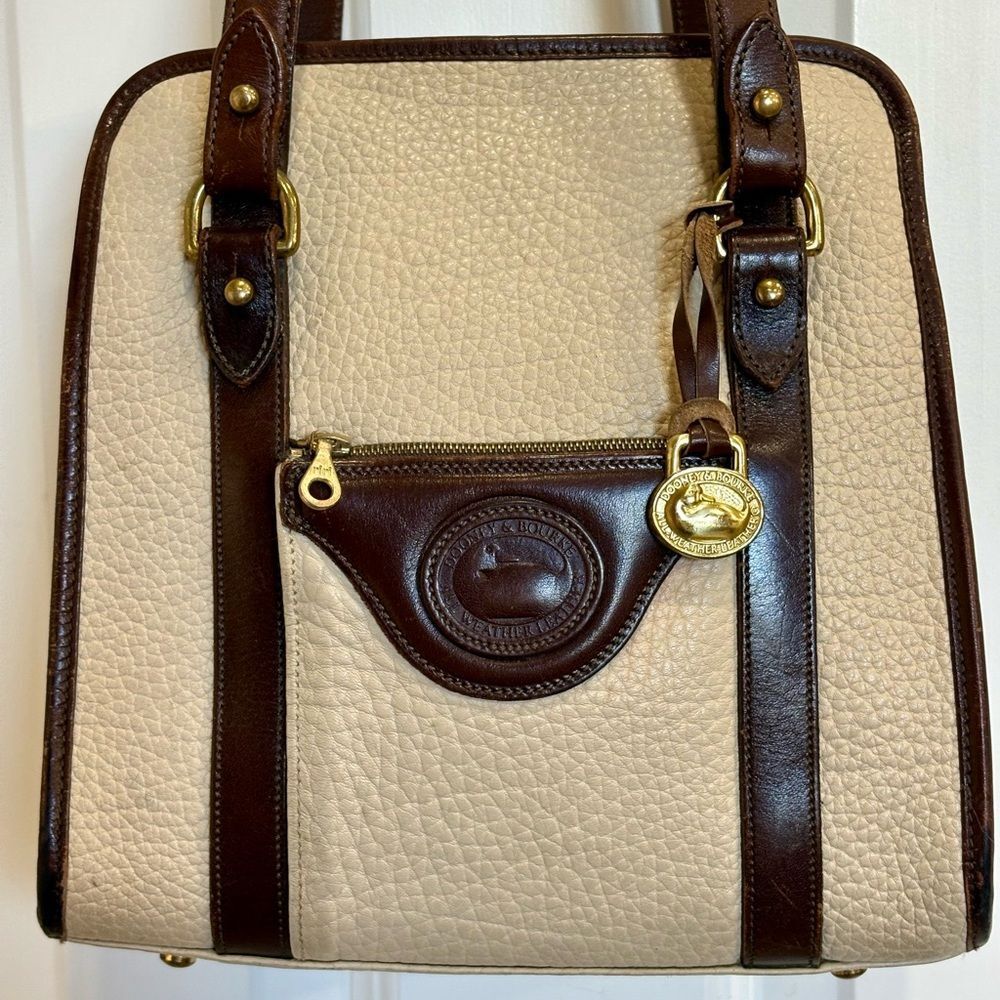 DOONEY & BOURKE - Vintage All Weather Leather (AWL) Shoulder Bag/Cream & Brown